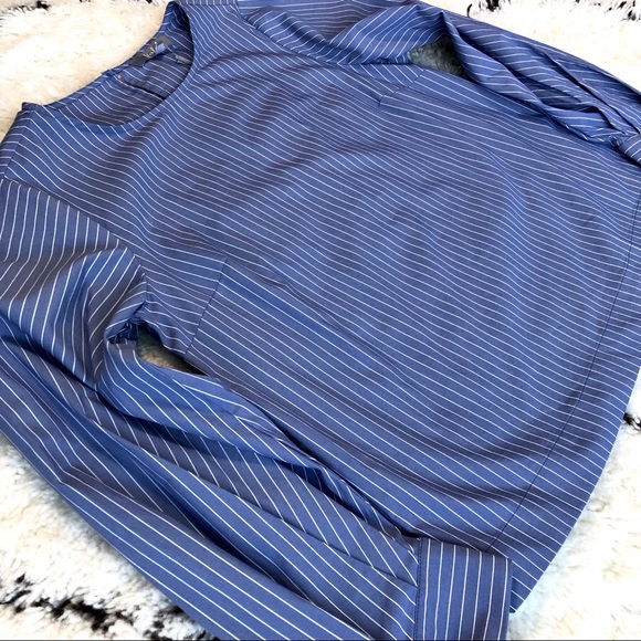 Marled Reunited Oversized Top with Pinstripes - Picture 5 of 8